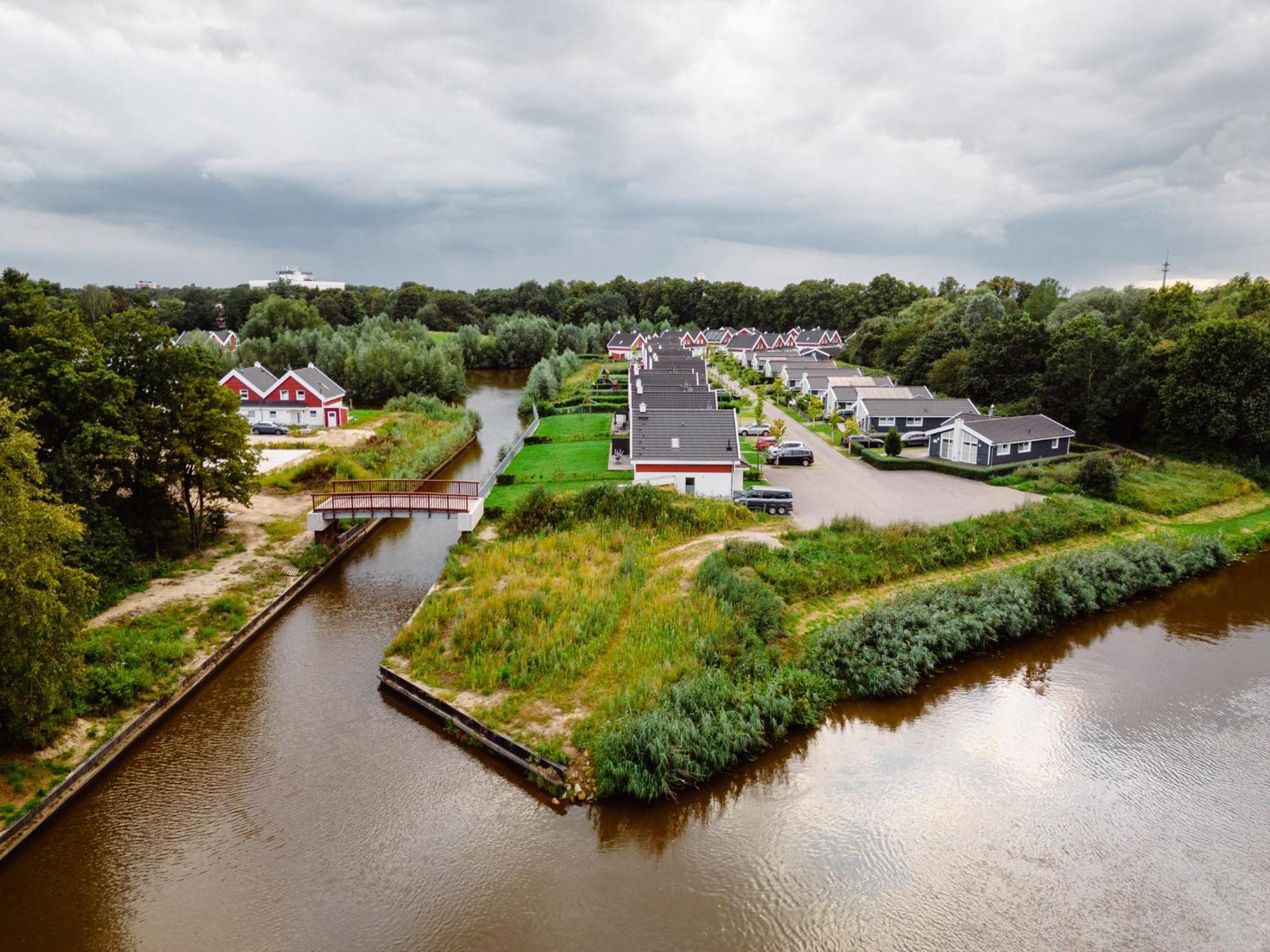 Ferienhaus Nordhorn - Haus Am See Ngoại thất bức ảnh