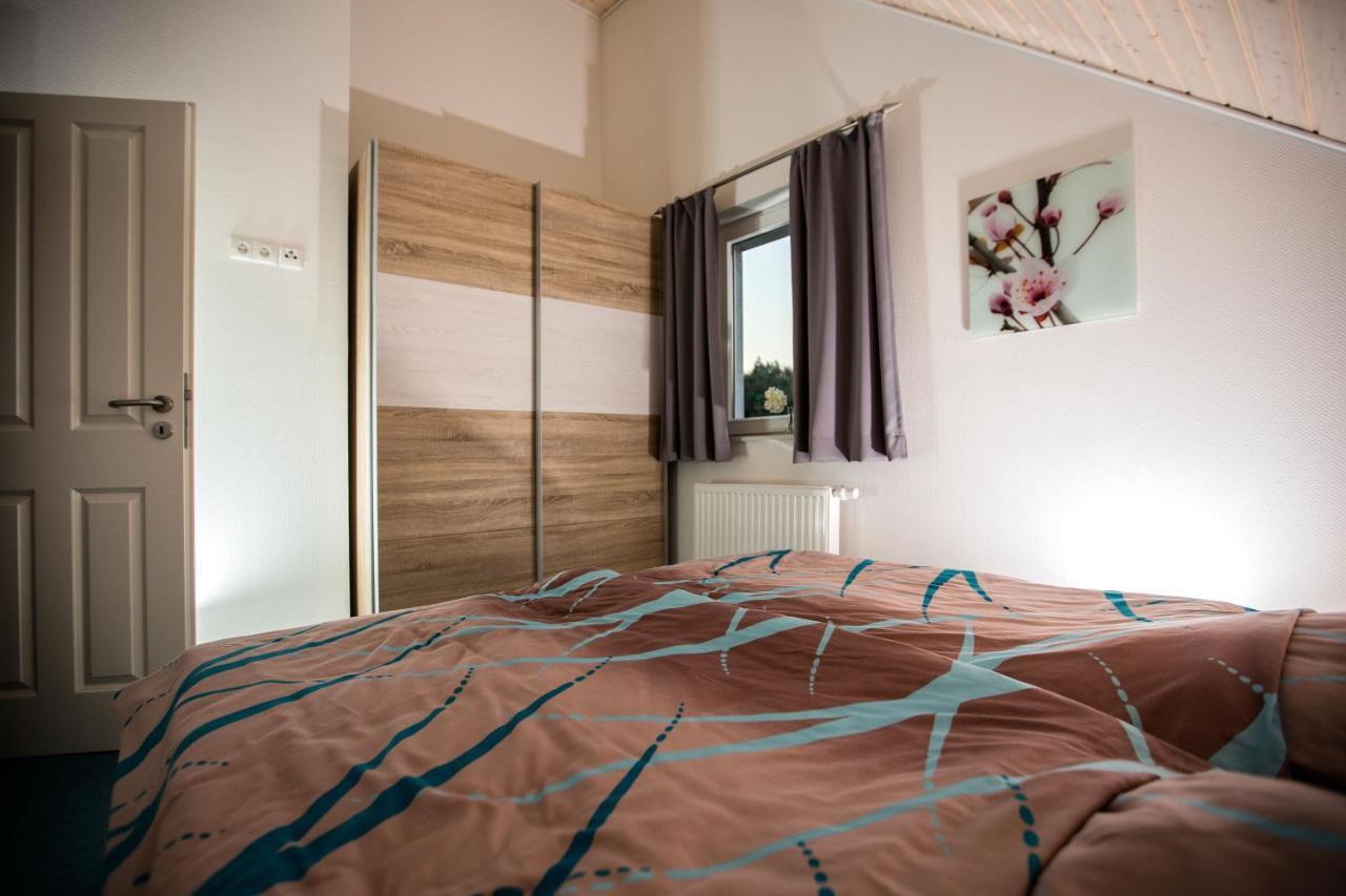 Ferienhaus Nordhorn - Haus Am See Ngoại thất bức ảnh